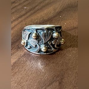 Sterling silver ring with gold accents, size 9
